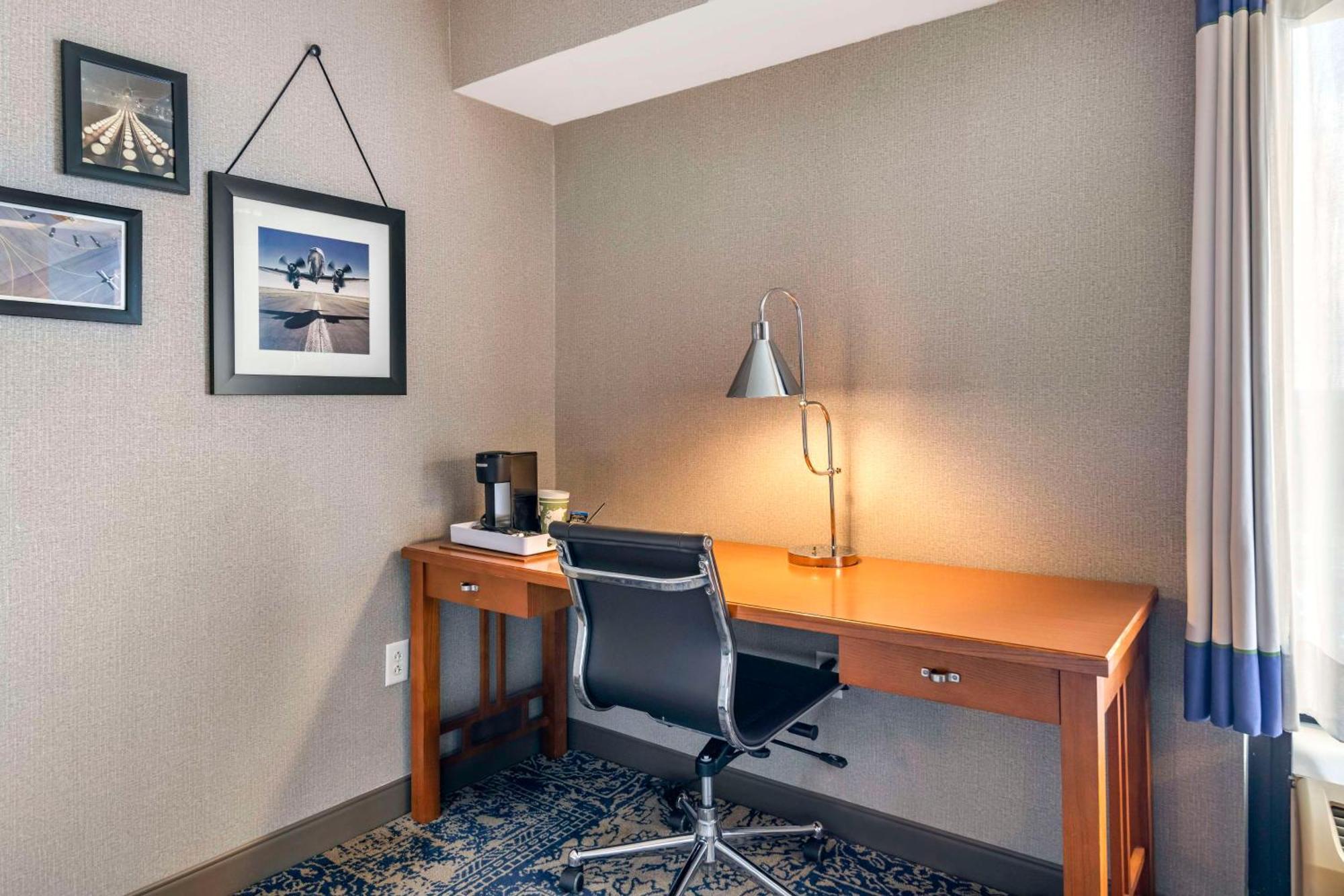 Bangor Aviator Hotel BW Premier Collection מראה חיצוני תמונה
