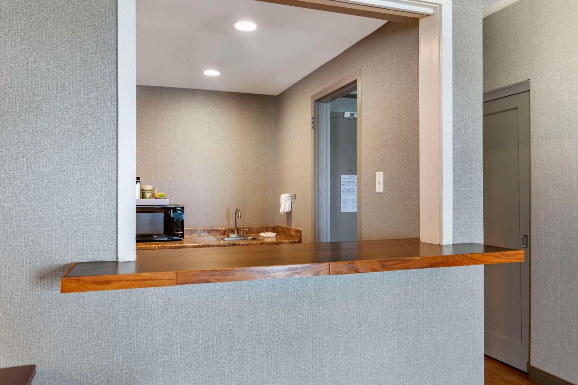 Bangor Aviator Hotel BW Premier Collection מראה חיצוני תמונה